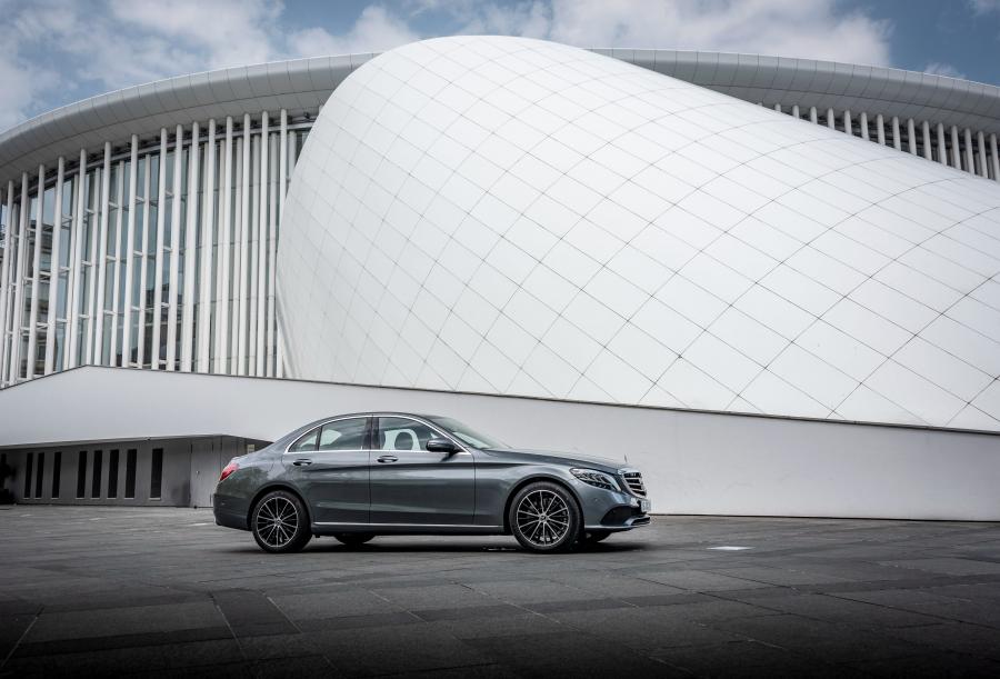  Mercedes-Benz C200 (W205) 2018 года  (WW) (фото 15 из 34)